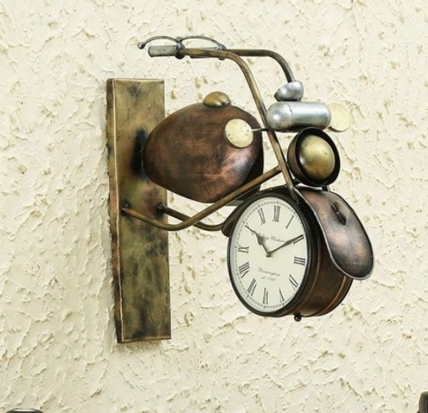 Trendy Bronze Metal Wall Clock - Free Size, Metal, Pack of1